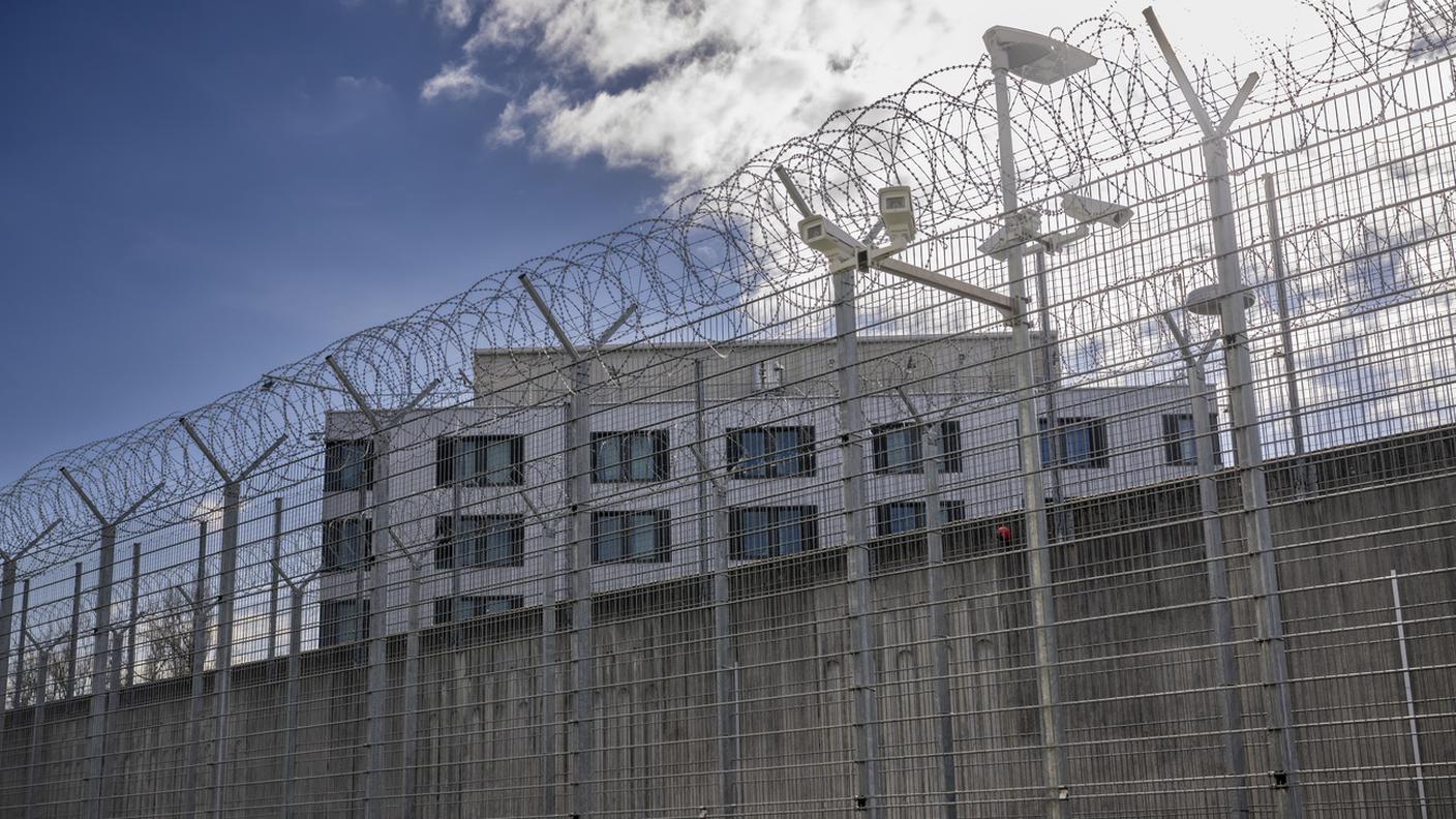 Un'immagine esterna del carcere ginevrino di Champ-Dollon