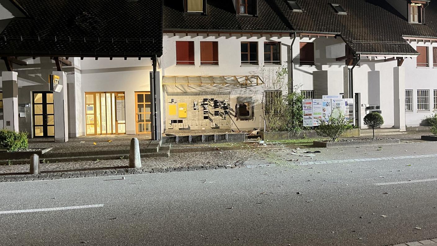 Preso di mira il distributore di banconote dell'ufficio postale di Ettingen