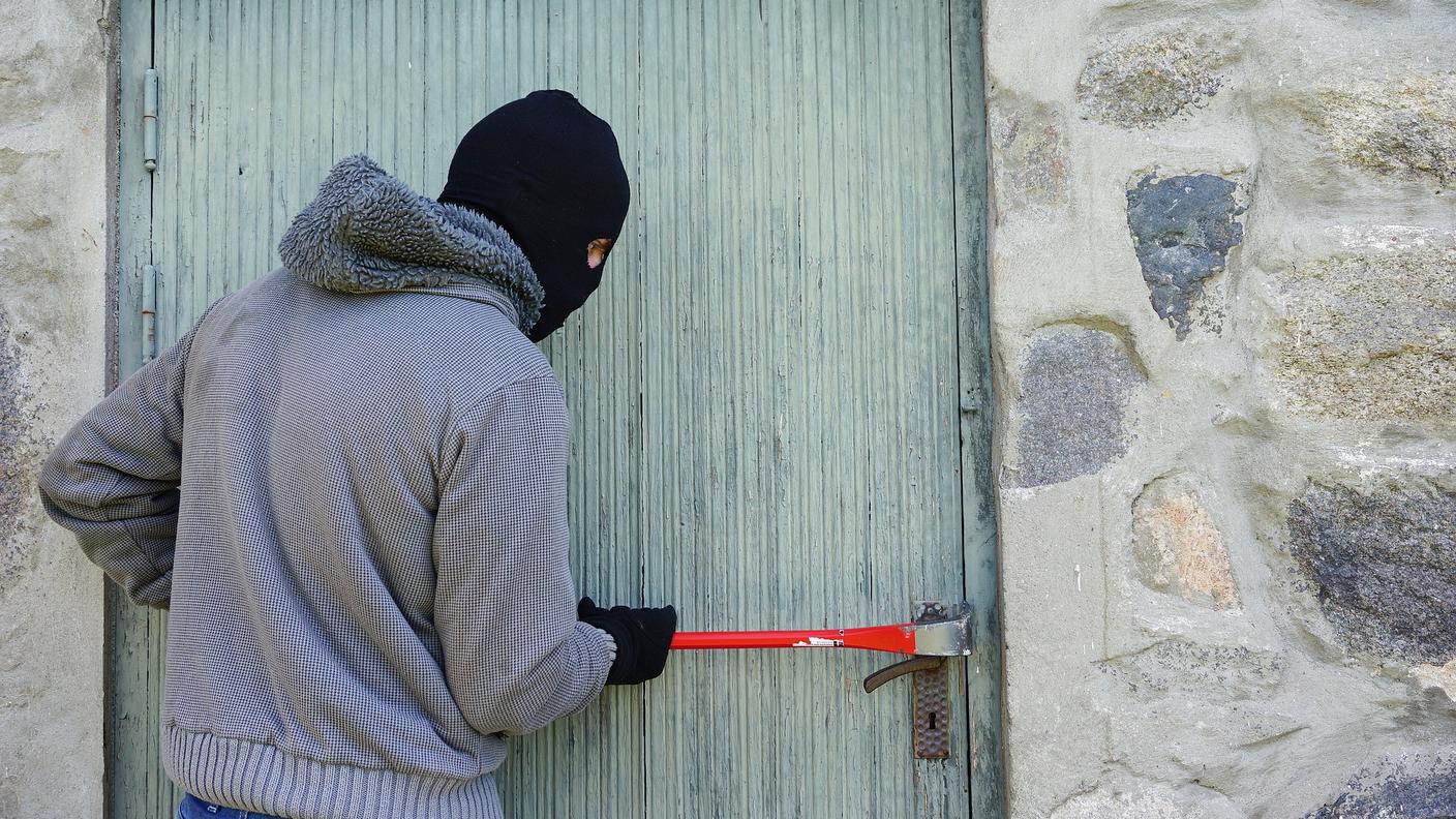Oltre 100 abitazioni al giorno sono oggetto di scasso