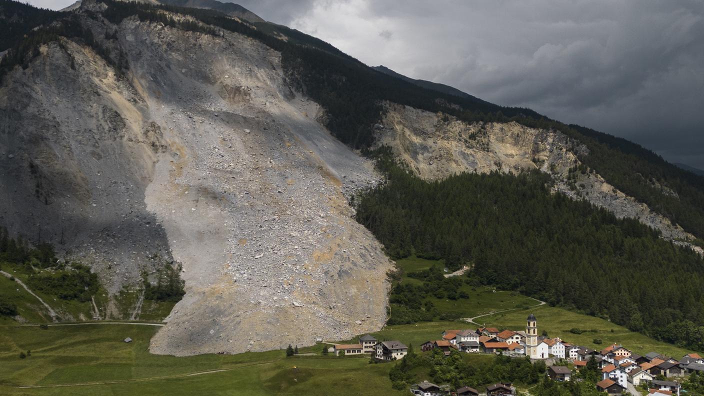 Nella notte del 16 giugno 2023 un enorme torrente di detriti pari a 1,2 milioni di metri cubi di roccia era sceso a valle