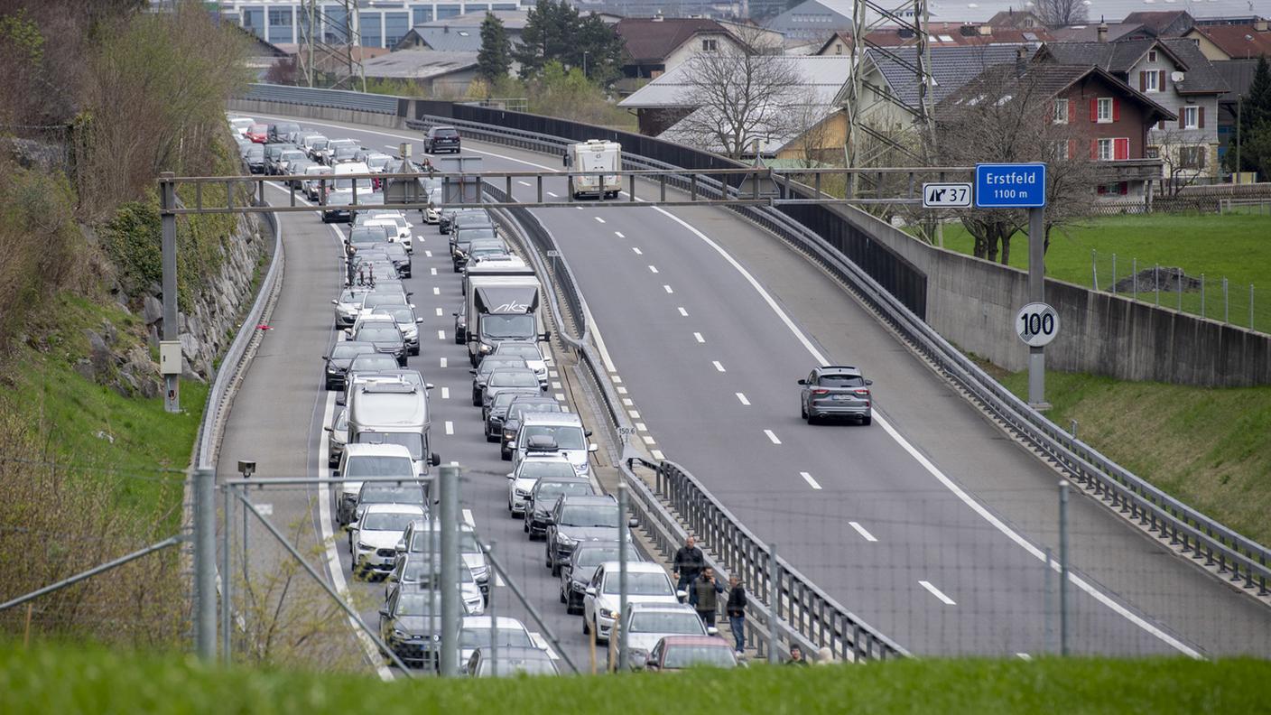 Le strade nazionali elvetiche sono sempre più sovraccariche