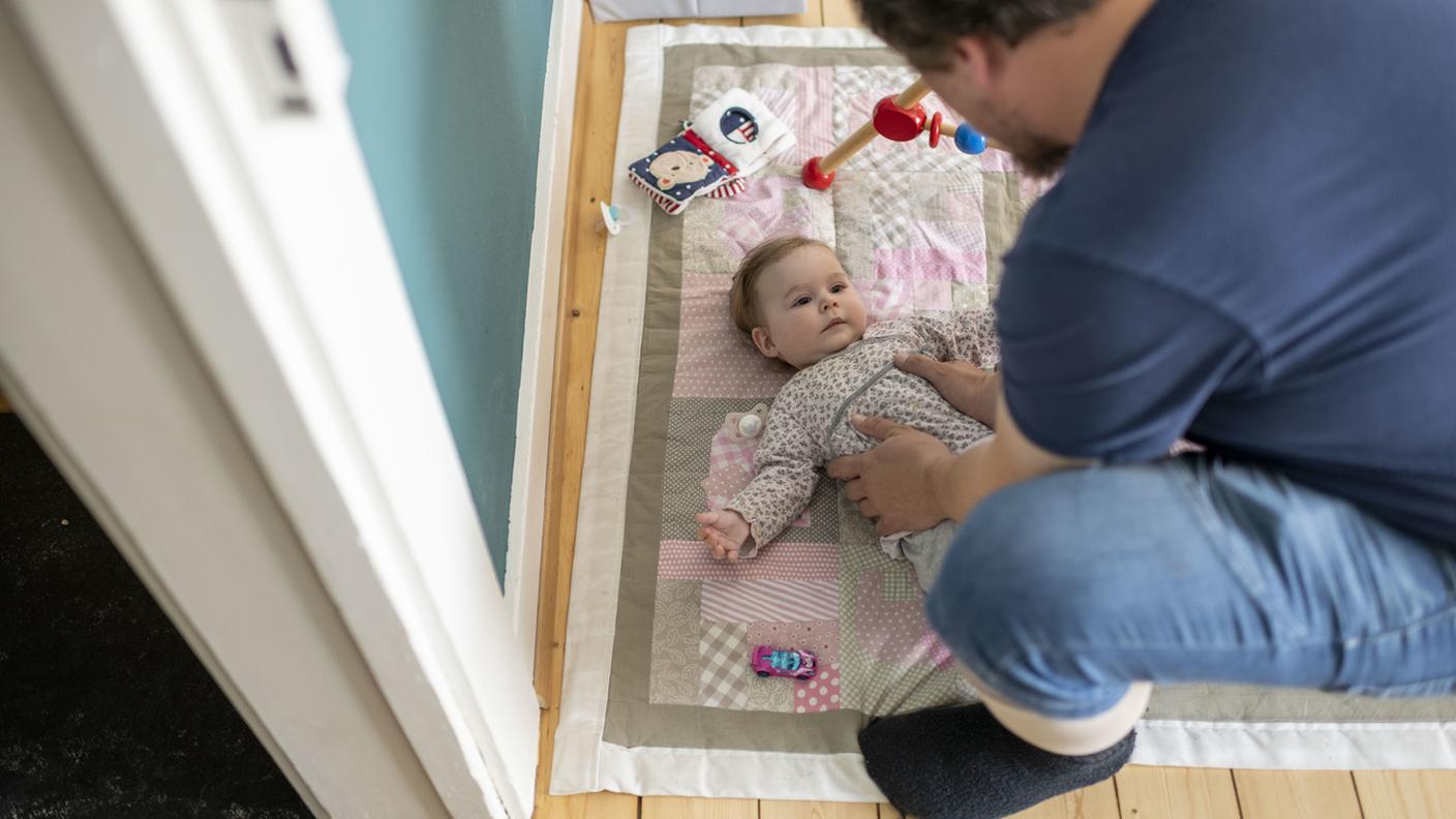 Il congedo parentale, una delle politiche più diffuse per favorire la procreazione