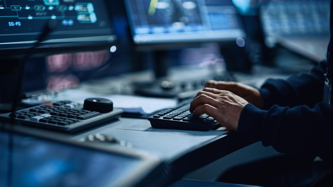 Sotto la lente il software spia Predator