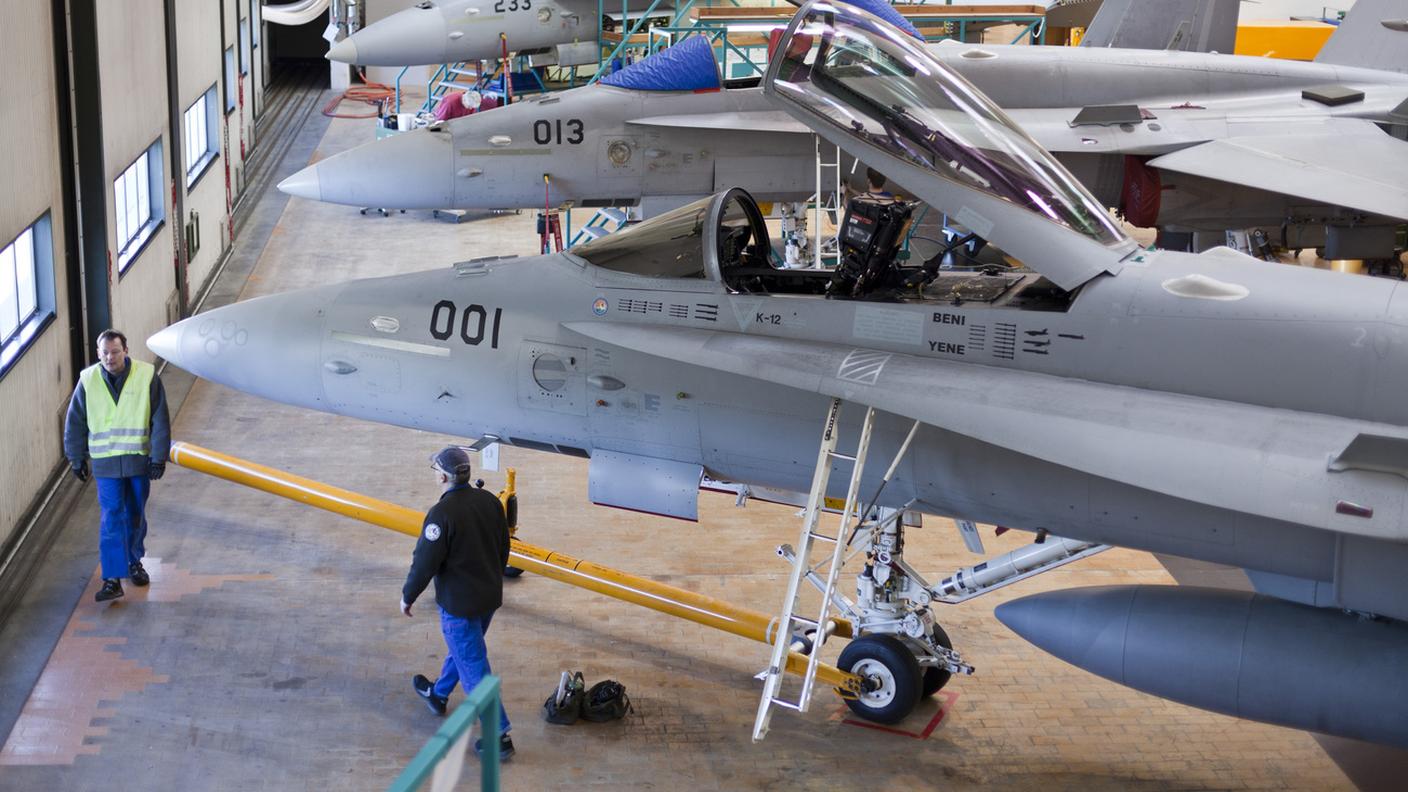 L'azienda si occupa della manutenzione degli F/A-18