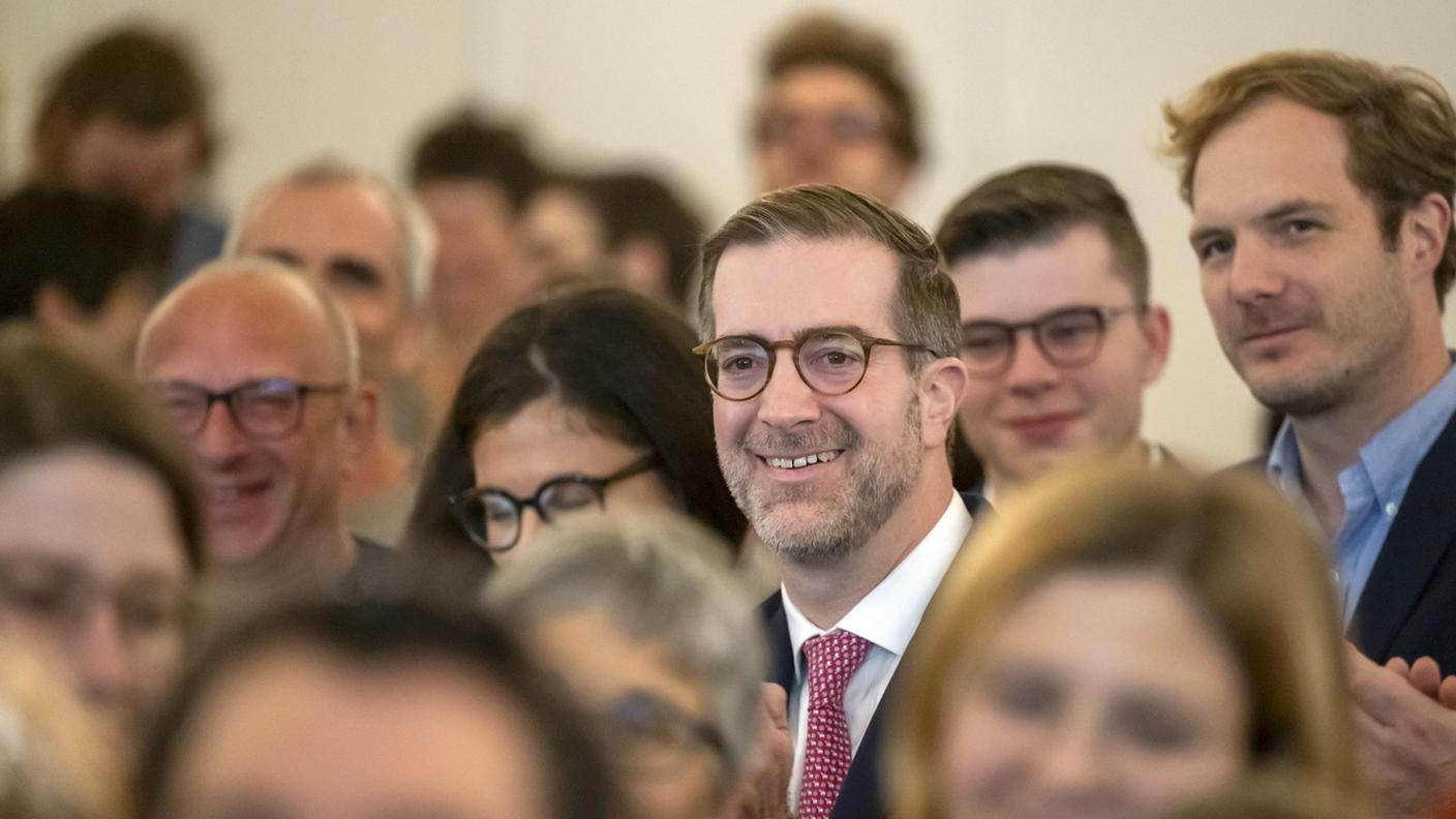 Il consigliere di Stato basilese Conradin Cramer ha accolto con soddisfazione i risultati del referendum, che confermano l’approvazione dei fondi pubblici per ospitare l’Eurosong