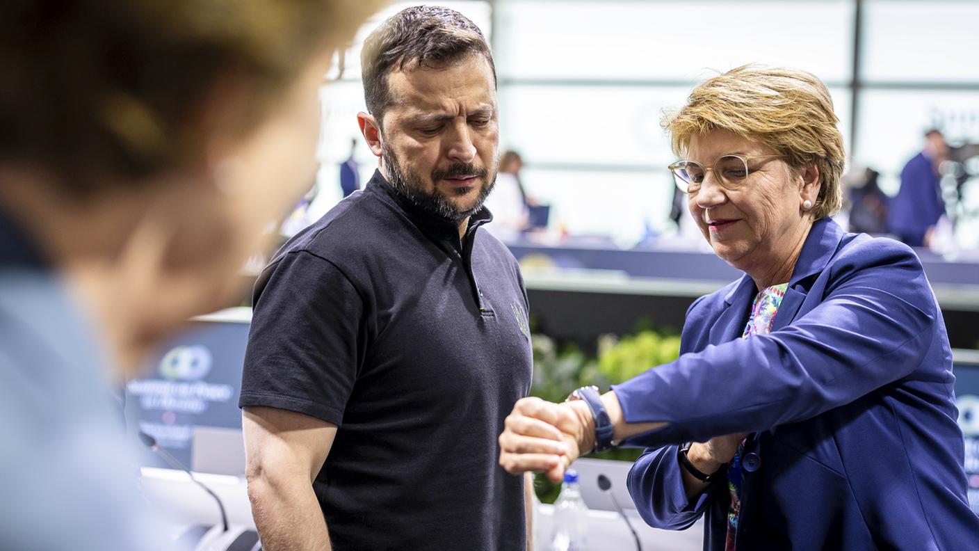 Viola Amherd al Bürgenstock con il presidente ucraino Volodymir Zelensky