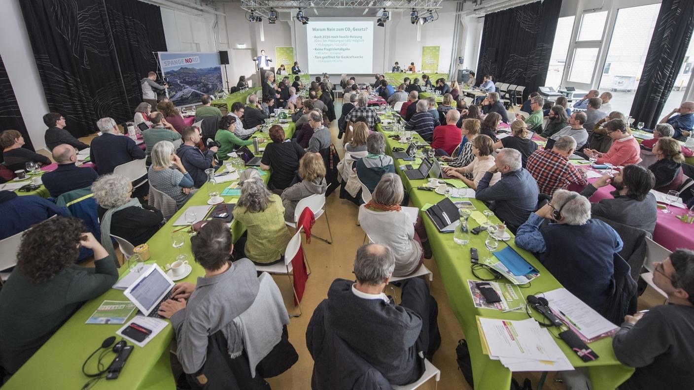 I delegati dei Verdi riunitisi sabato in assemblea a Emmen