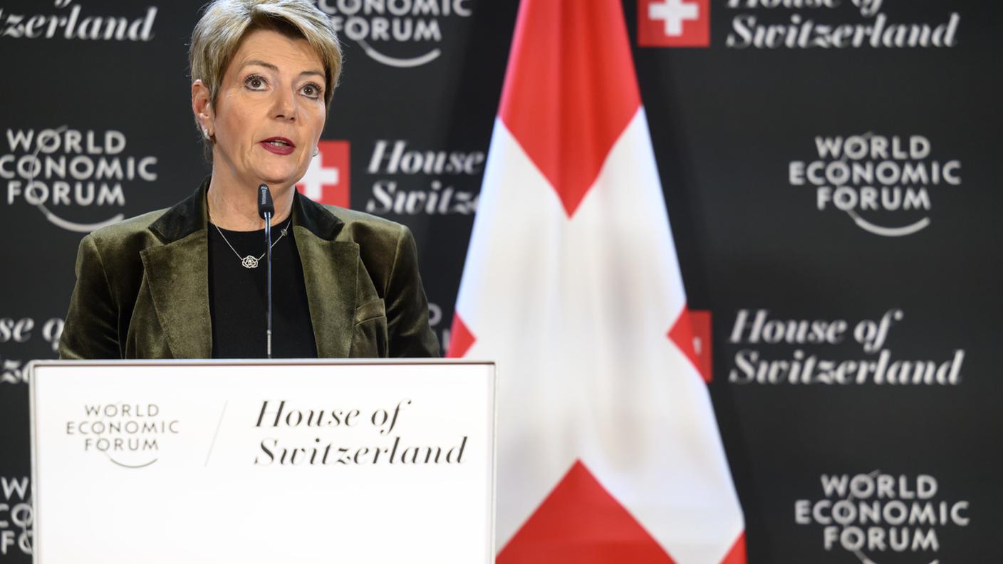 Karin Keller-Sutter a Davos ha messo in guardia dalla perdita di competitività elvetica