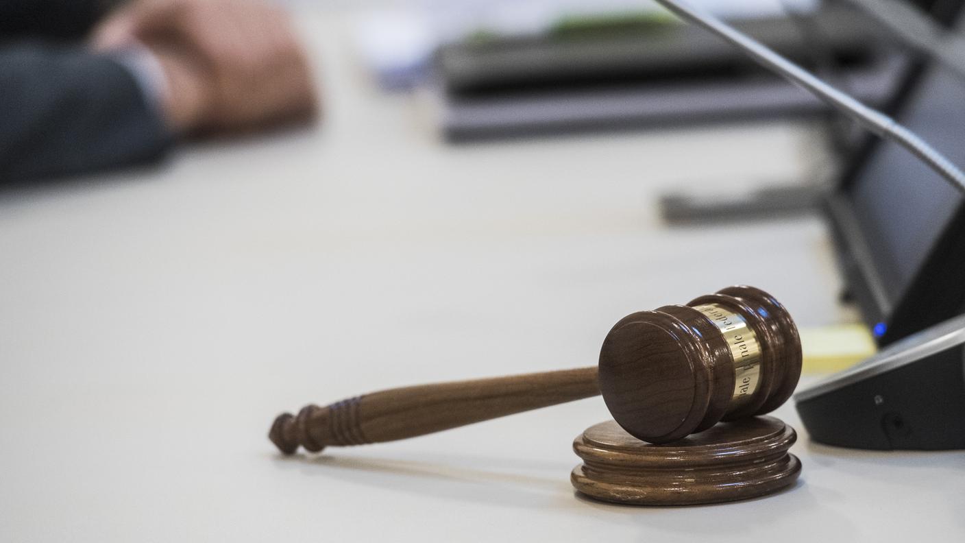 Processo al via