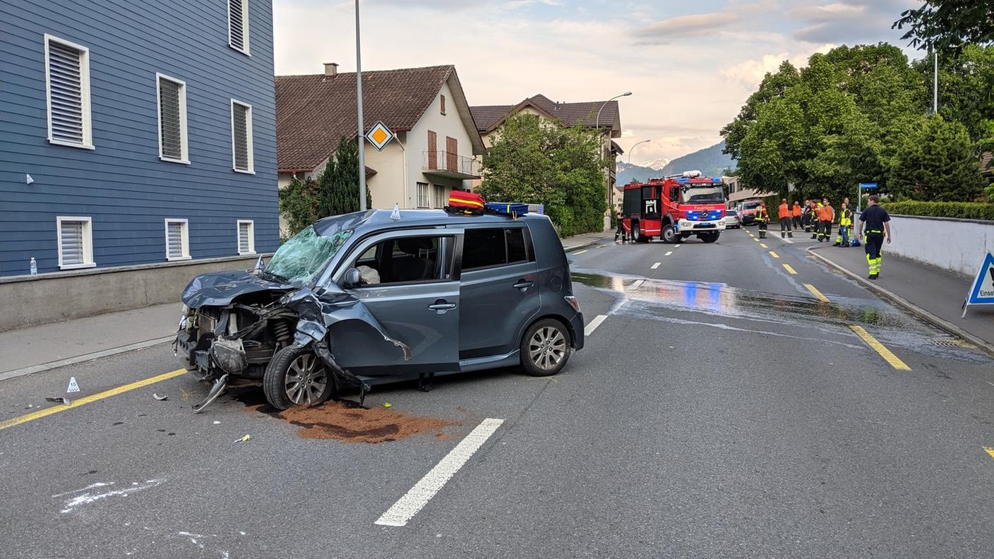 Lo schianto è avvenuto in zona Schulweg. La vettura viaggiava verso il lago
