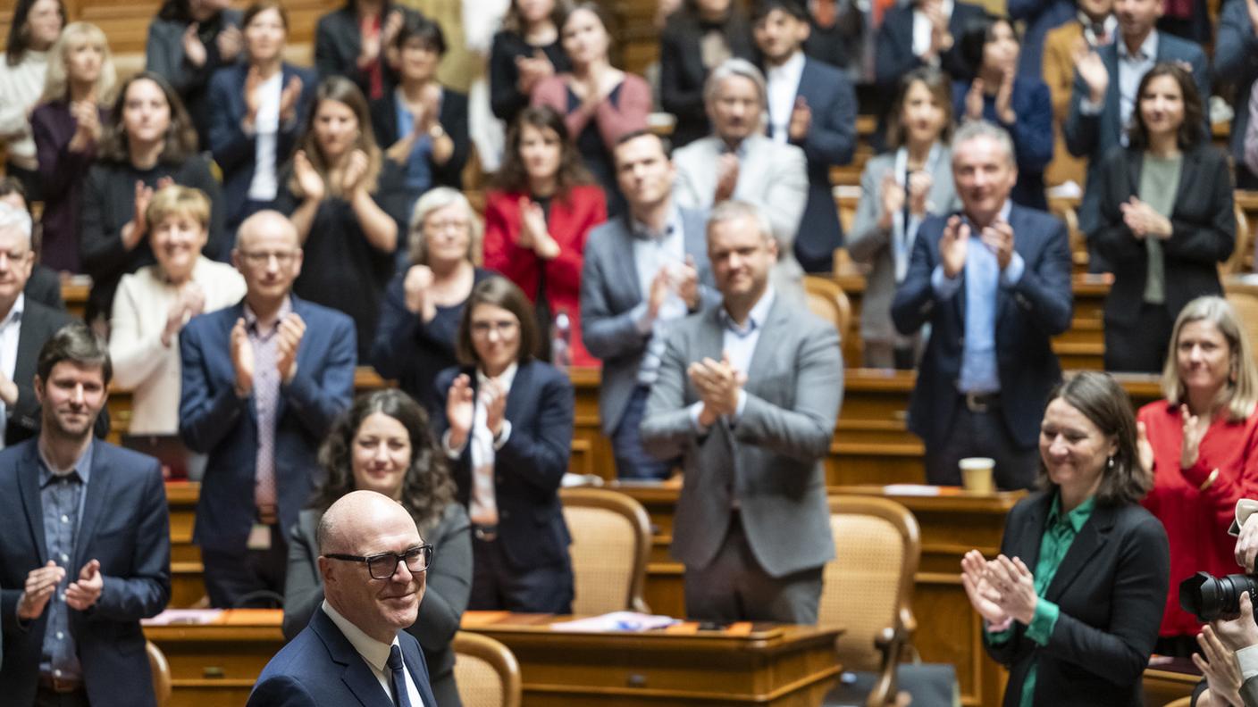 L'applauso dell'Assemblea federale subito dopo l'elezione