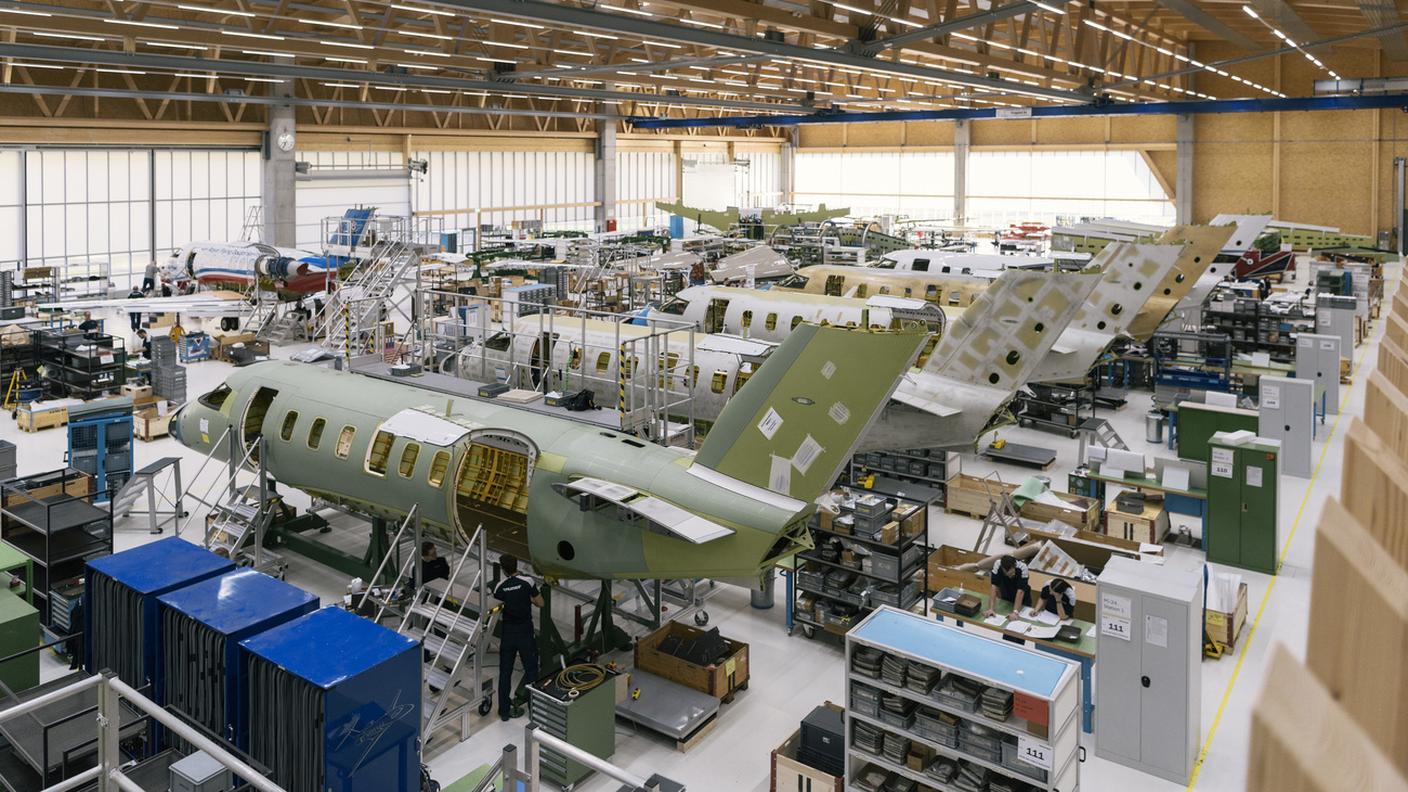La produzione dei nuovi PC-24 a Stans