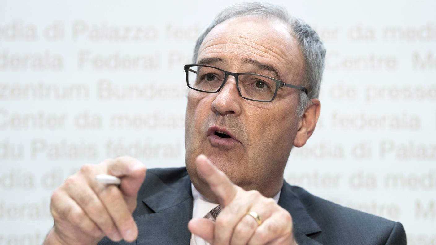 E' toccato al "ministro" Parmelin, responsabile del Dipartimento dell'economia, esporre le ragioni del Governo