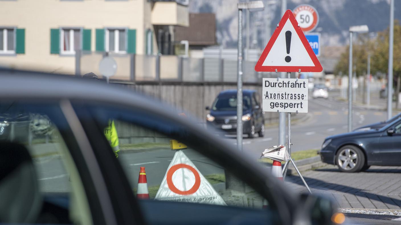 Interrotto il tratto di strada tra Flüelen e Sisikon