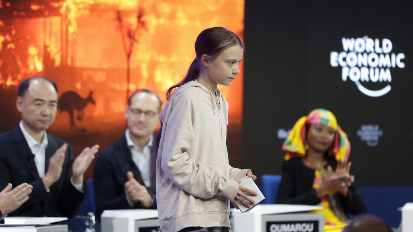 Greta ha ricordato ai potenti del mondo riuniti a Davos che "la nostra casa è in fiamme"