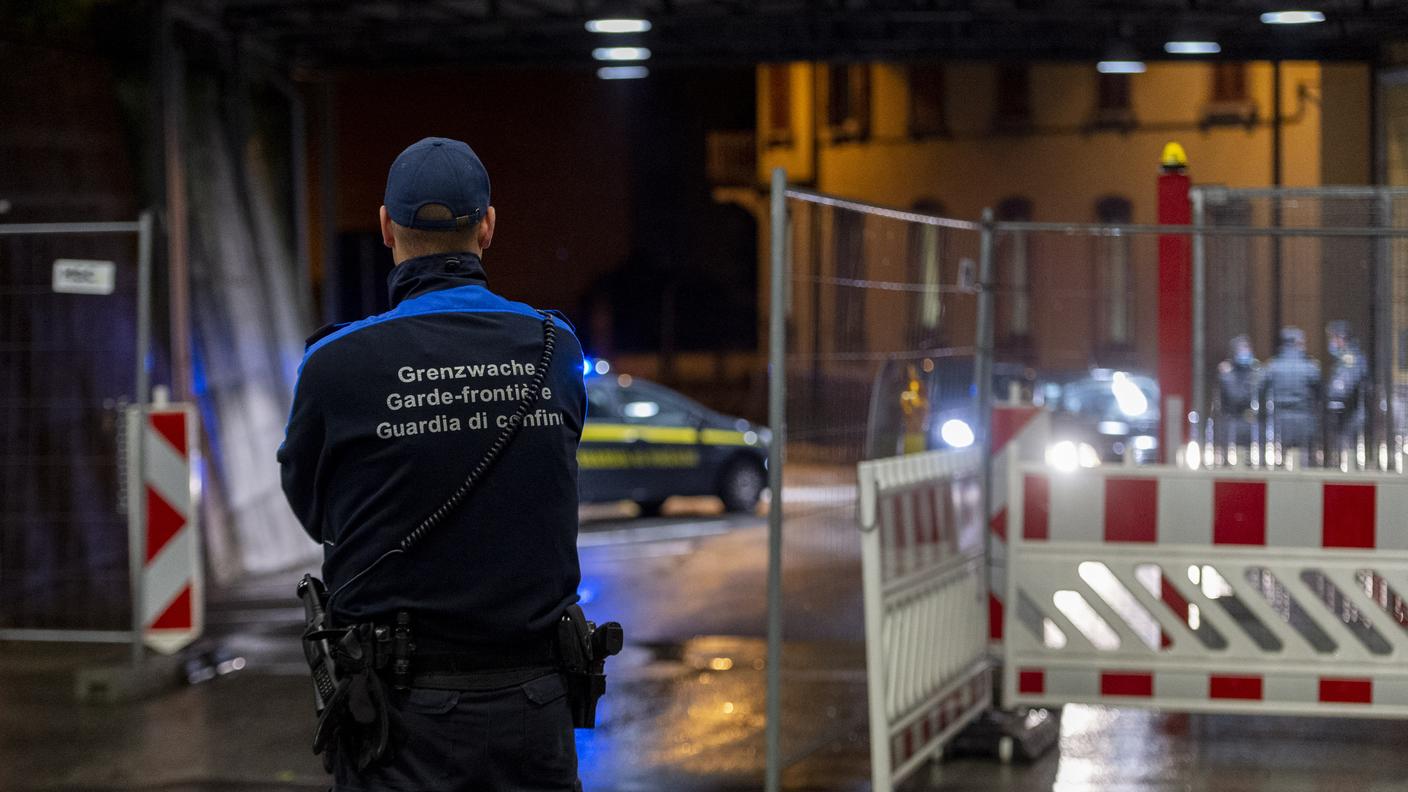 I controlli sono comunque ancora in vigore dopo l'apertura dei valichi di frontiera tra Svizzera, Germania e Austria