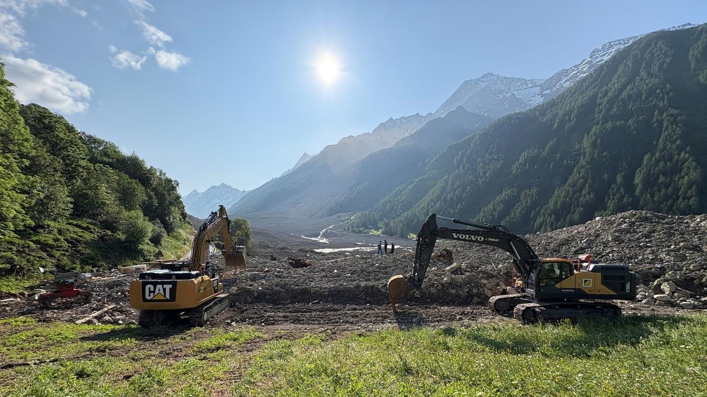 Ruspe operanti nell'area della catastrofe