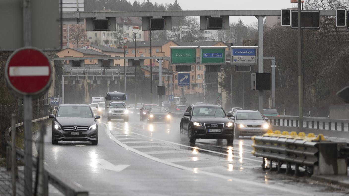 Previsti rincari sulla benzina