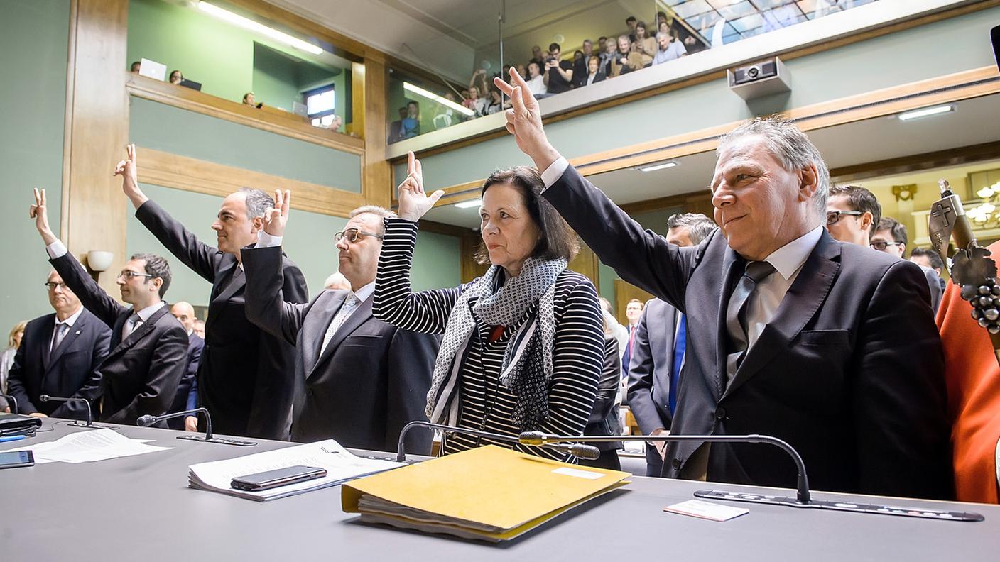 L'attuale Governo del Vallese, cantone che ha dato l'esempio 6 anni fa