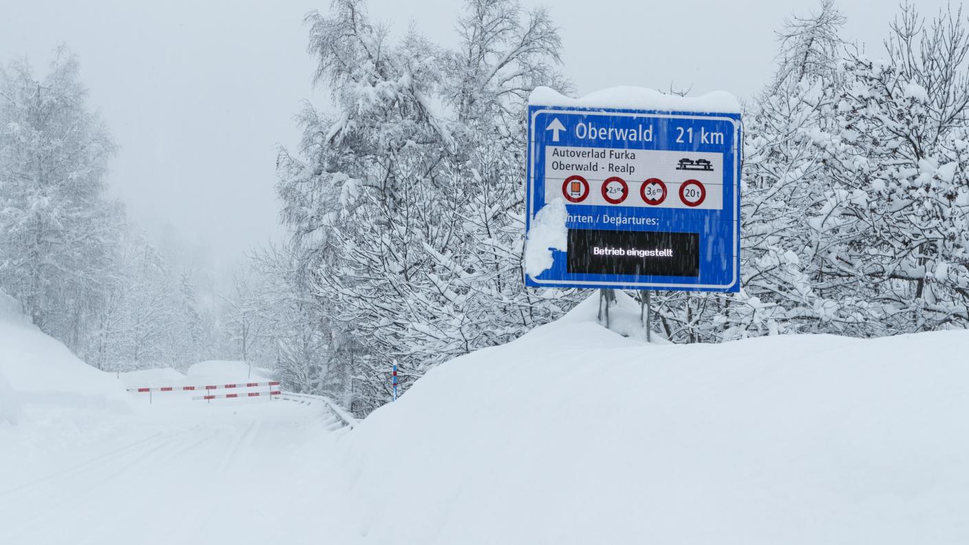 Furka, treni navetta fermi
