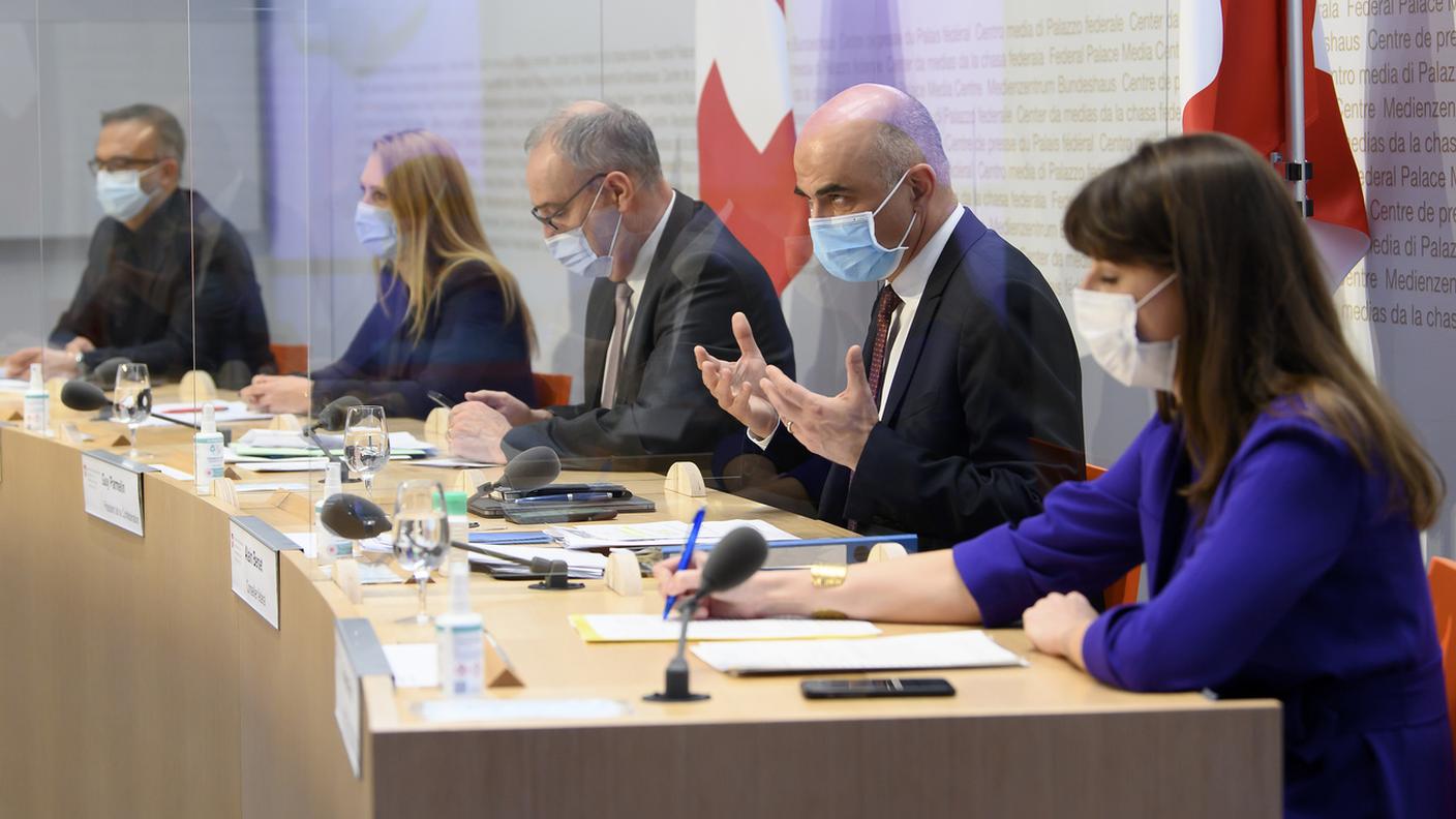 Le autorità hanno presentato le novità sulla campagna di vaccinazione 