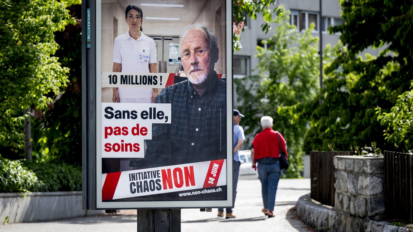 A Sion, in Vallese, un manifesto del comitato "No all'iniziativa del caos"