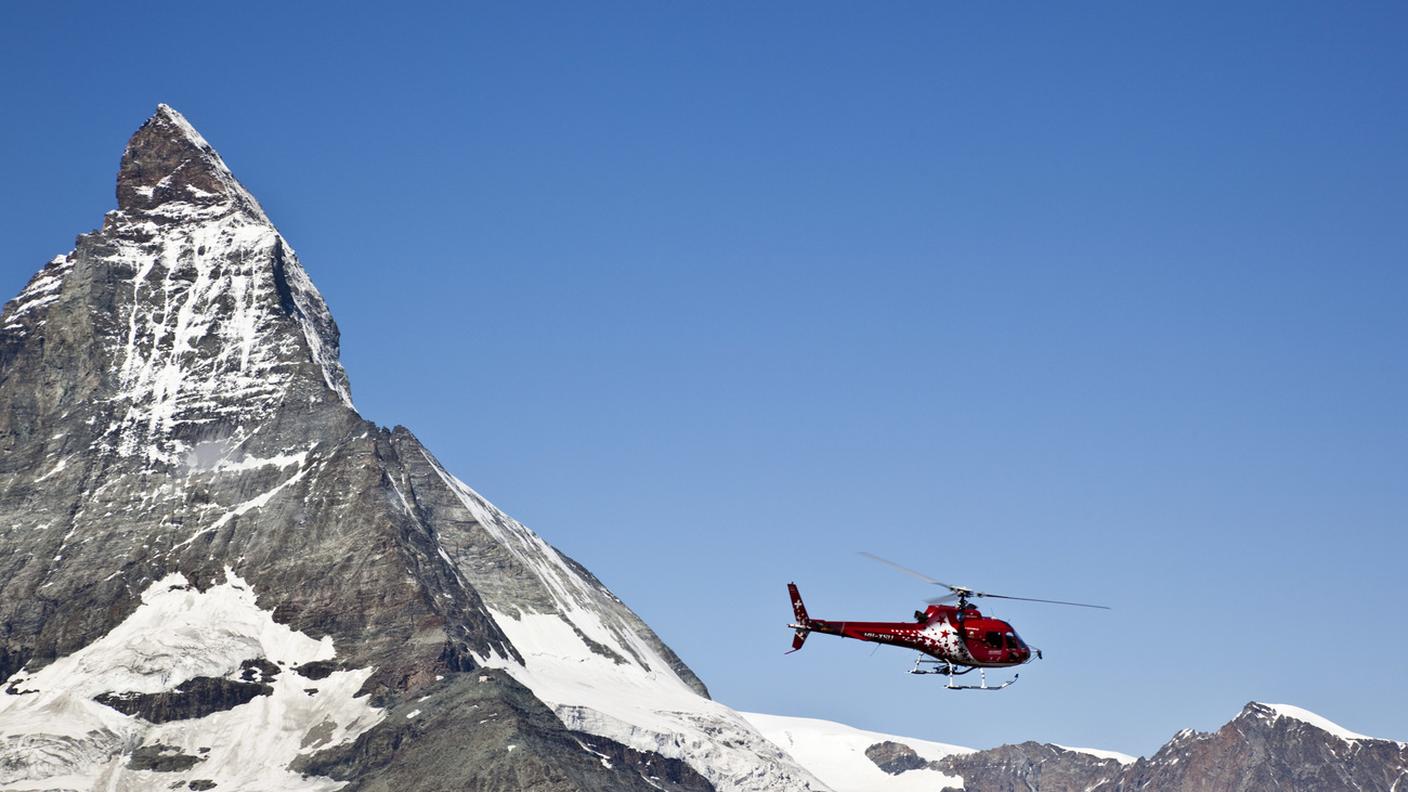 L'elicottero di Air Zermatt è abilitato al volo notturno