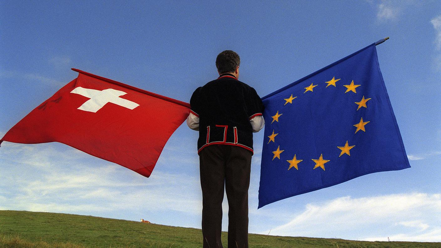 I soggetti di discussione non mancano. Negli ultimi giorni è arrivata anche la decisione che esclude la Svizzera dai partner a pieno titolo della ricerca scientifica europea