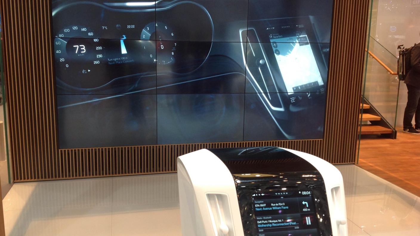 Apple presenta CarPlay: la multimedialità in automobile