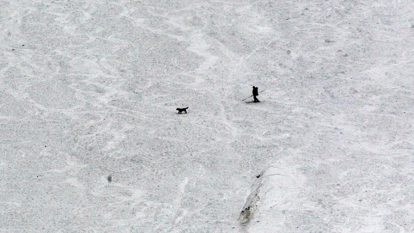 Vallese, 21enne muore sotto valanga