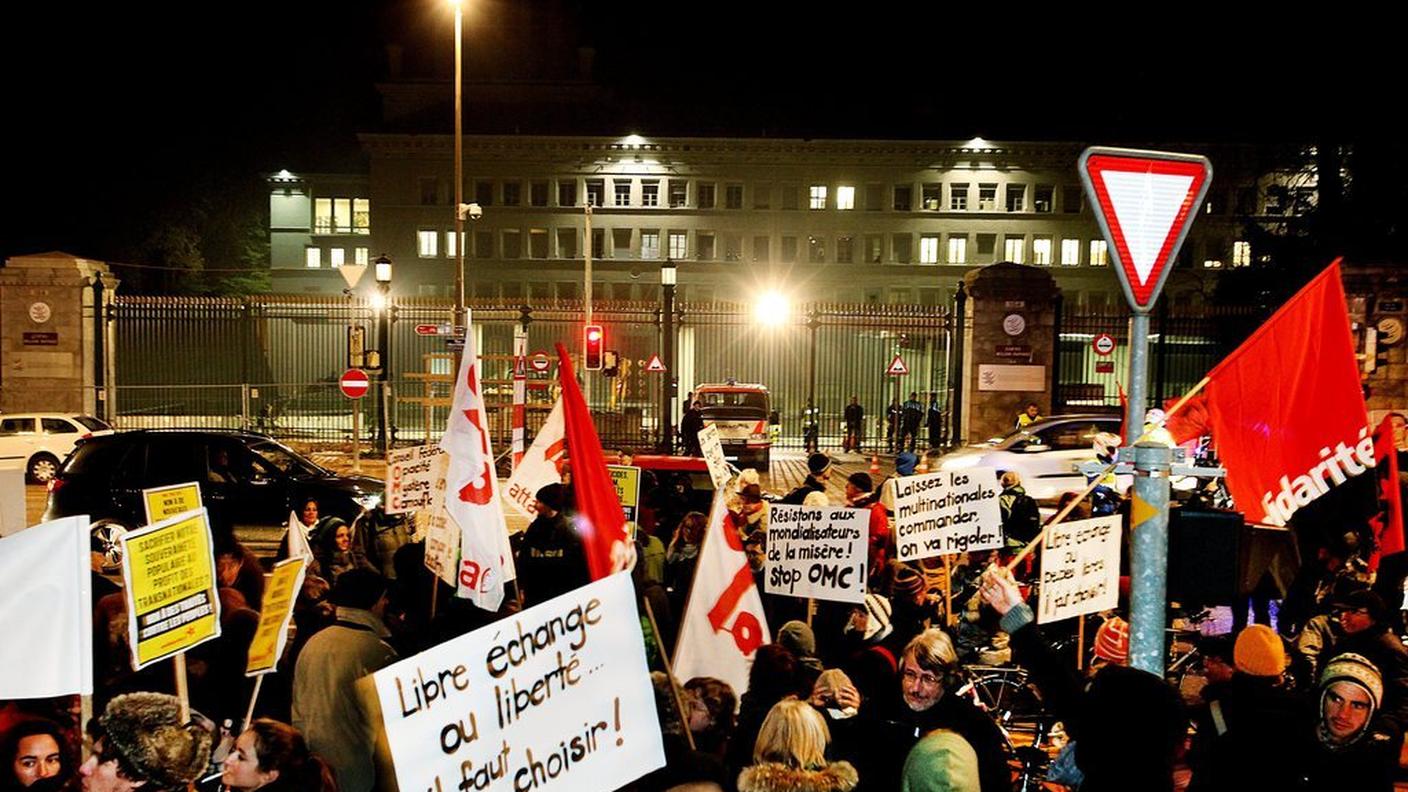 wto ginevra manifestazione 03.12.13 ky.JPG