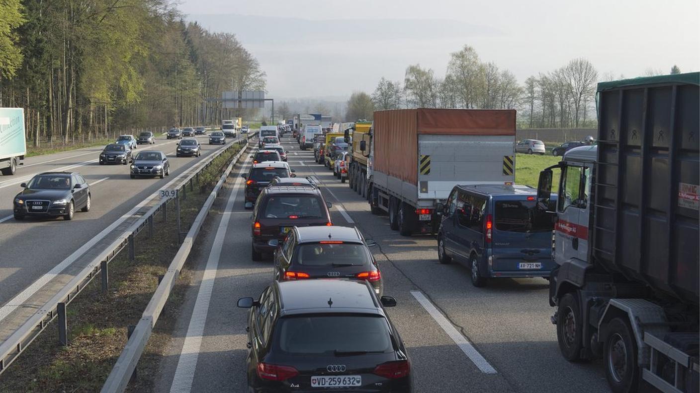 Il traffico è rimasto bloccato sull'A1 a causa dell'incidente multiplo
