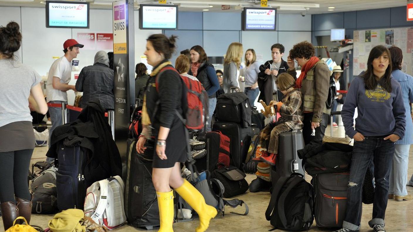 Passeggeri bloccati a Cointrin in attesa di poter partire
