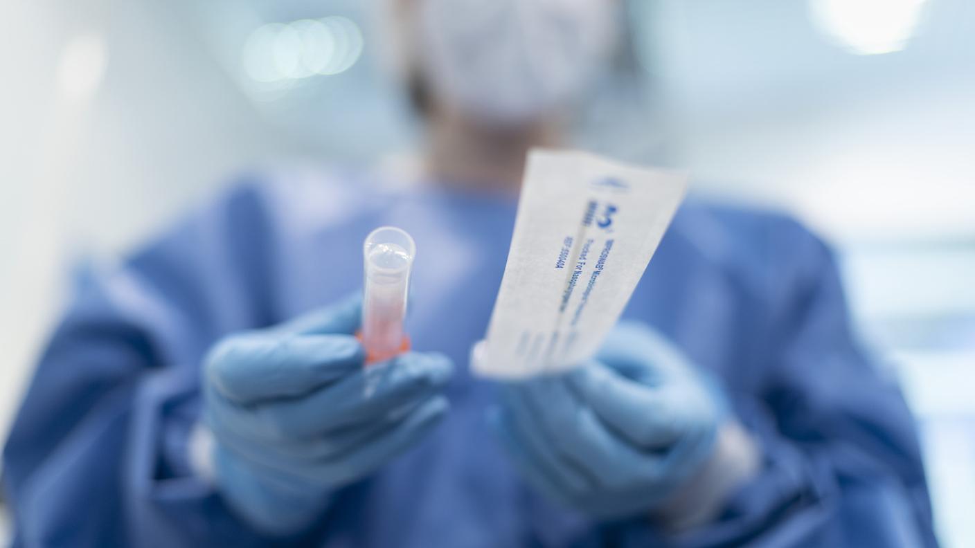 Da oggi chi non è vaccinato e non presenta sintomi dovrà pagare per i test sul coronavirus