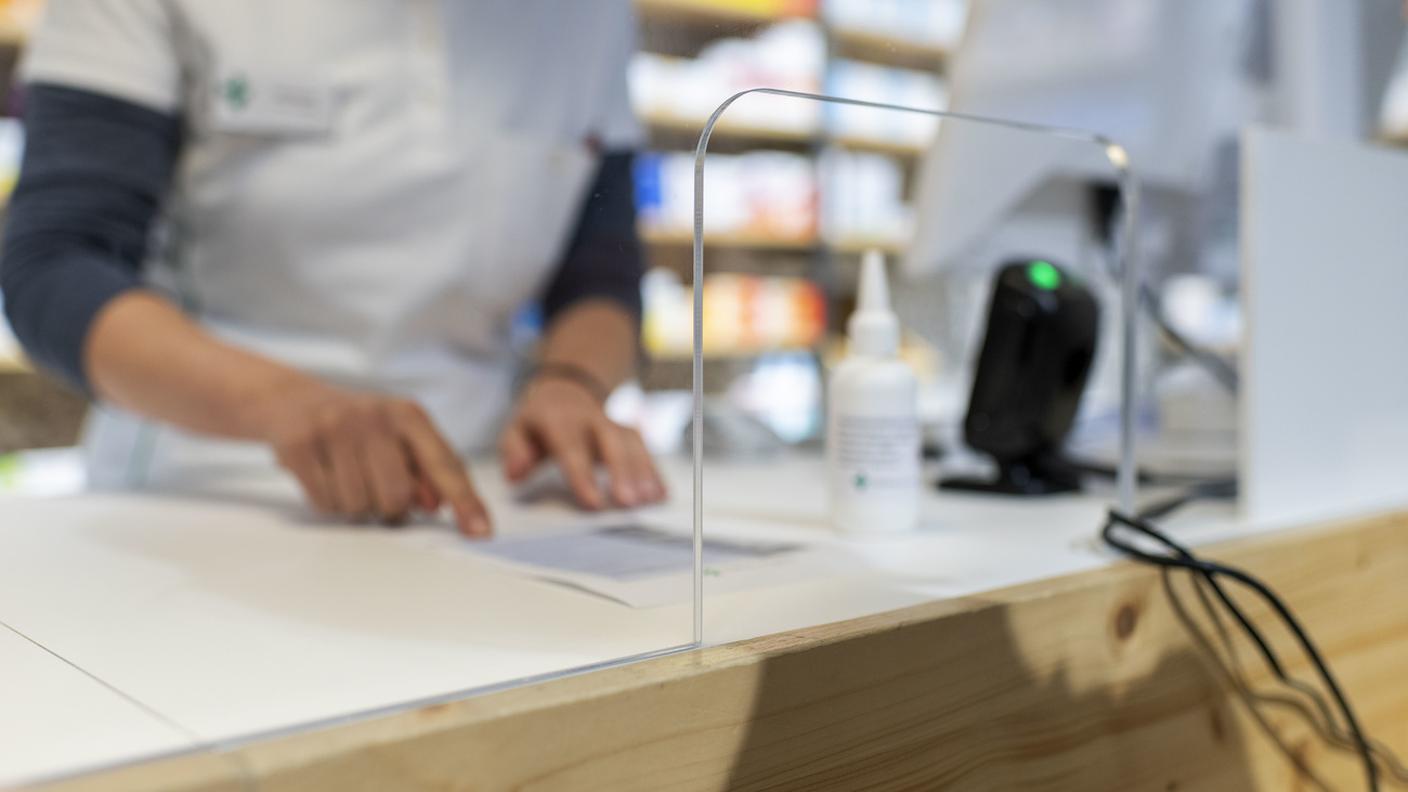 Le direttive dovrebbero essere estese a farmacisti, fisioterapisti, dentisti e altre professioni sanitarie
