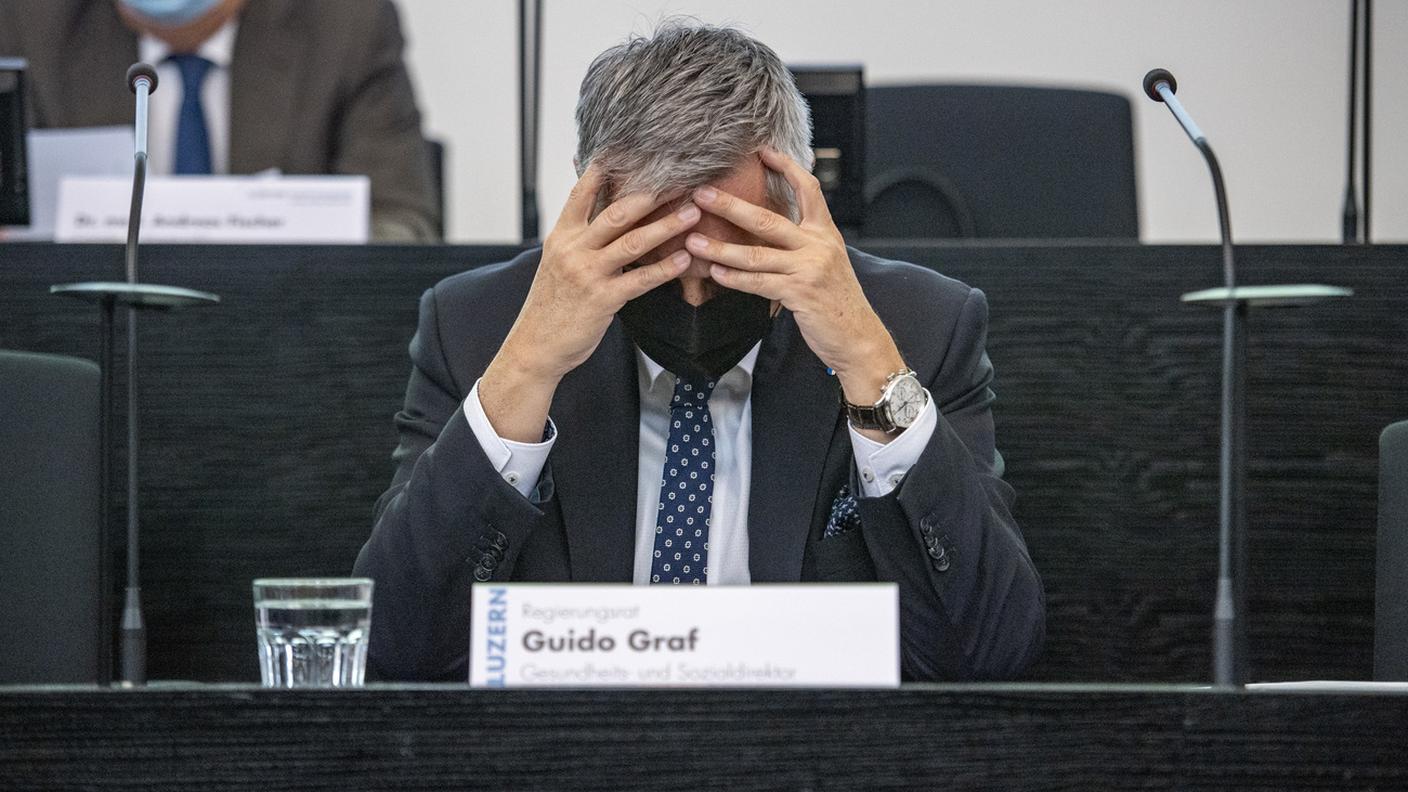 Il consigliere di Stato lucernese Guido Graf durante la conferenza sulla situazione sanitaria