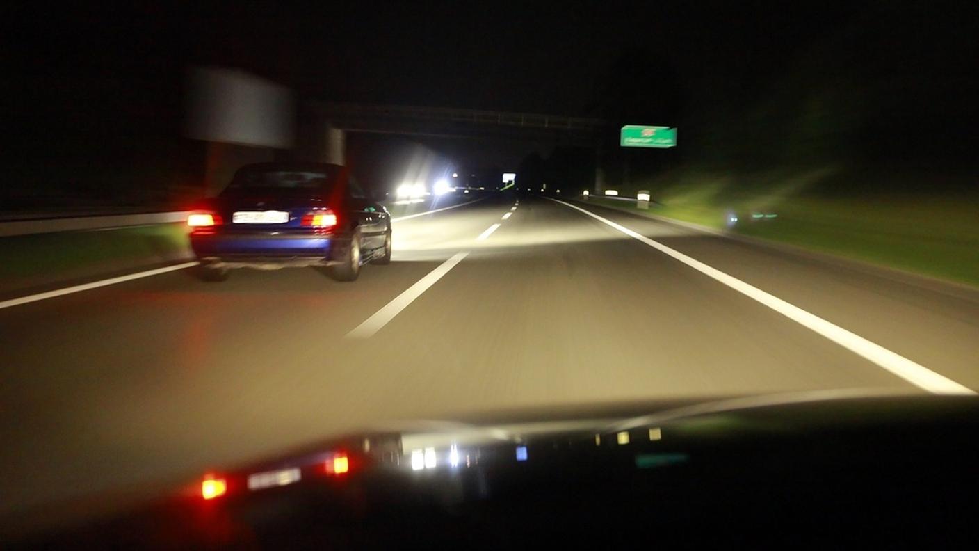 ky_autostrada_notte.JPG