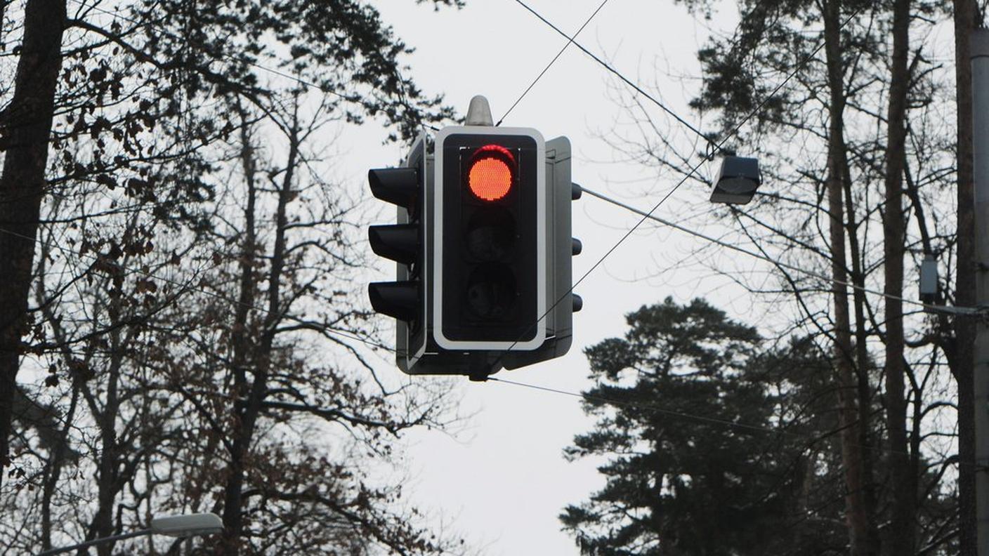 semaforo svizzera ky.JPG