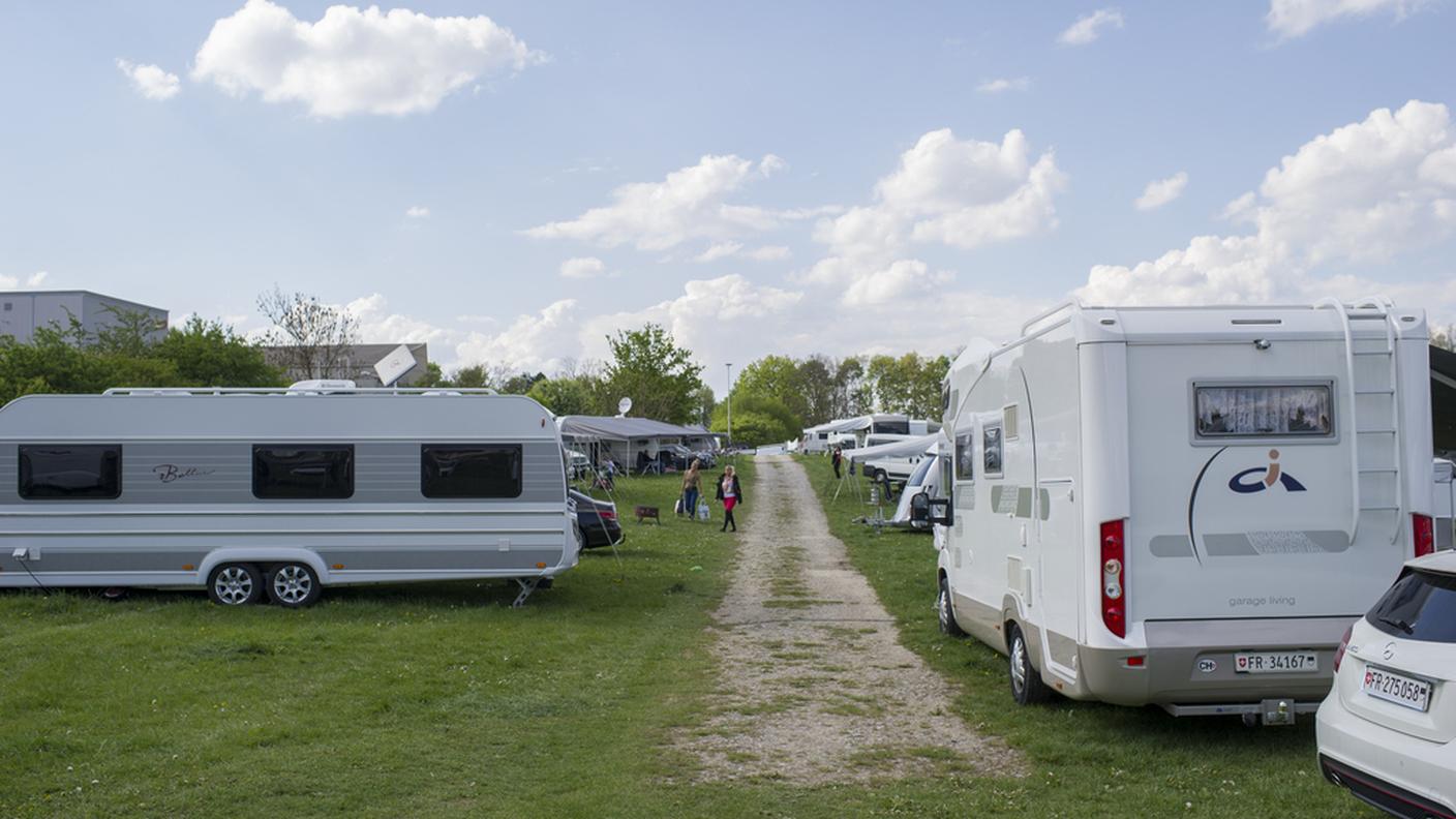 I veicoli dei nomadi nell'area occupata