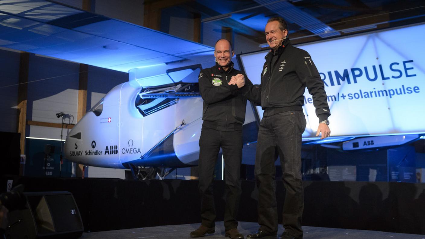 Piccard e Borschberg entusiasti tolgono il velo alla nuova creatura