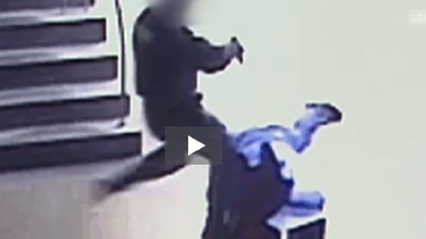 Un'immagine del video mostrato a fine agosto dall'emissione "Rundschau"