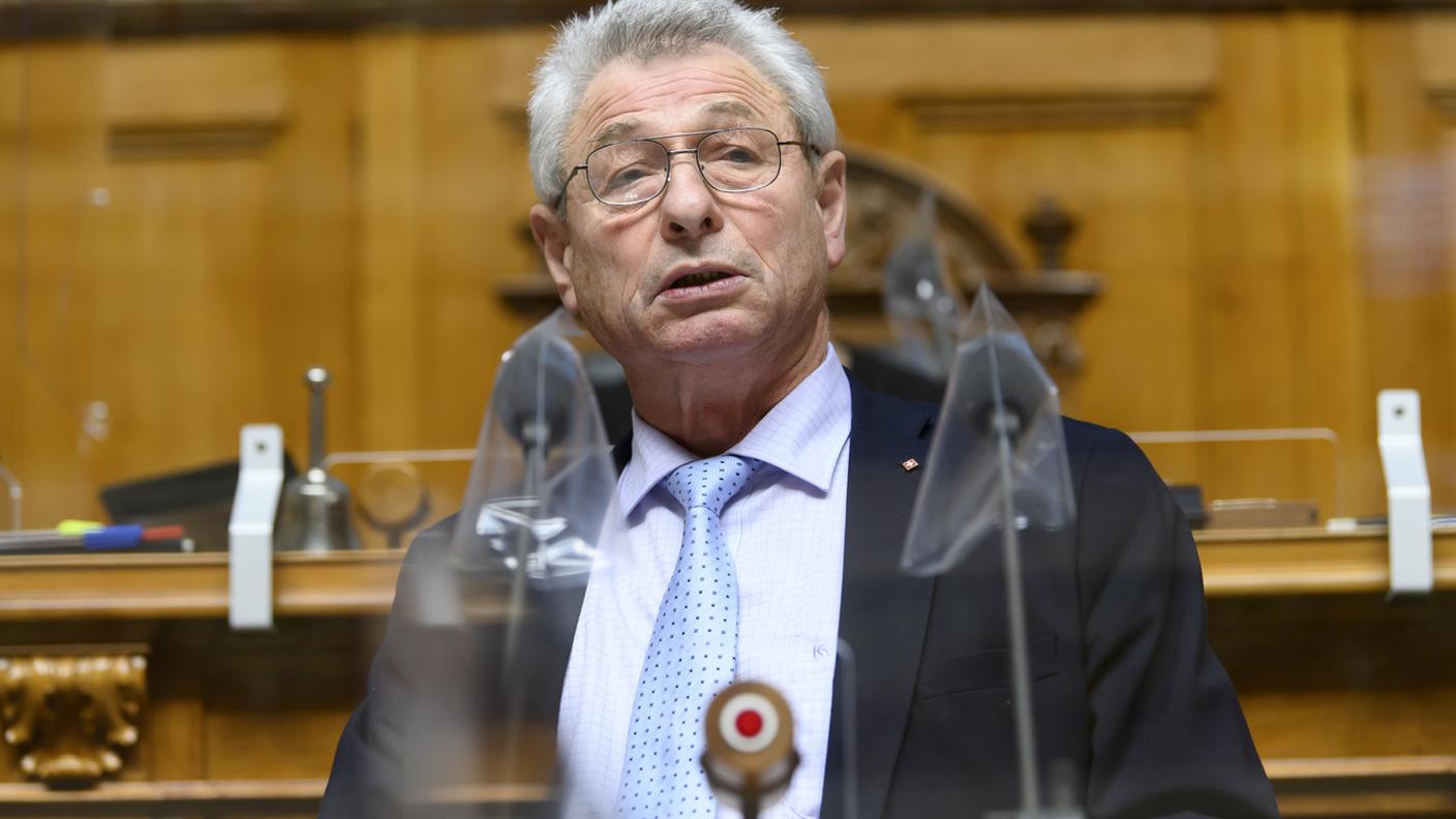 L'iniziativa è stata proposta dal deputato UDC del Canton Vaud Jean-Pierre Grin (foto)