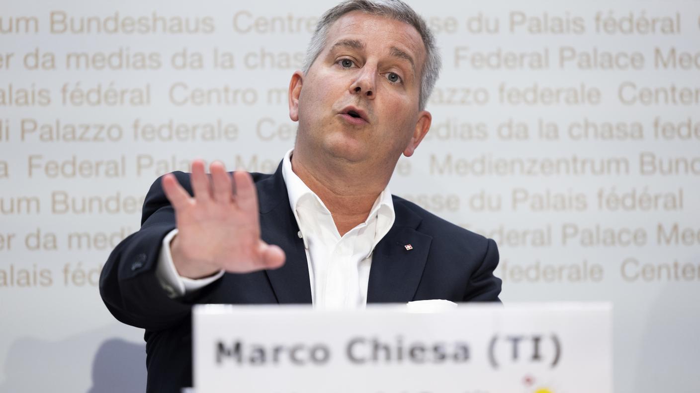 Si chiede inoltre la costruzione di impianti di stoccaggio del gas in territorio elvetico e l'espansione dell'idroelettrico