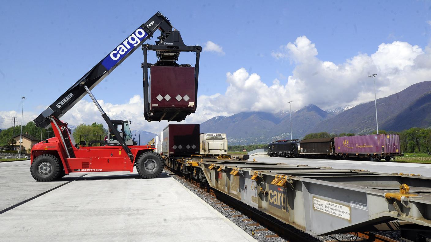 Terminal_FFS Cargo_cadenazzo_20.4.2012_TiPress_202225.jpg