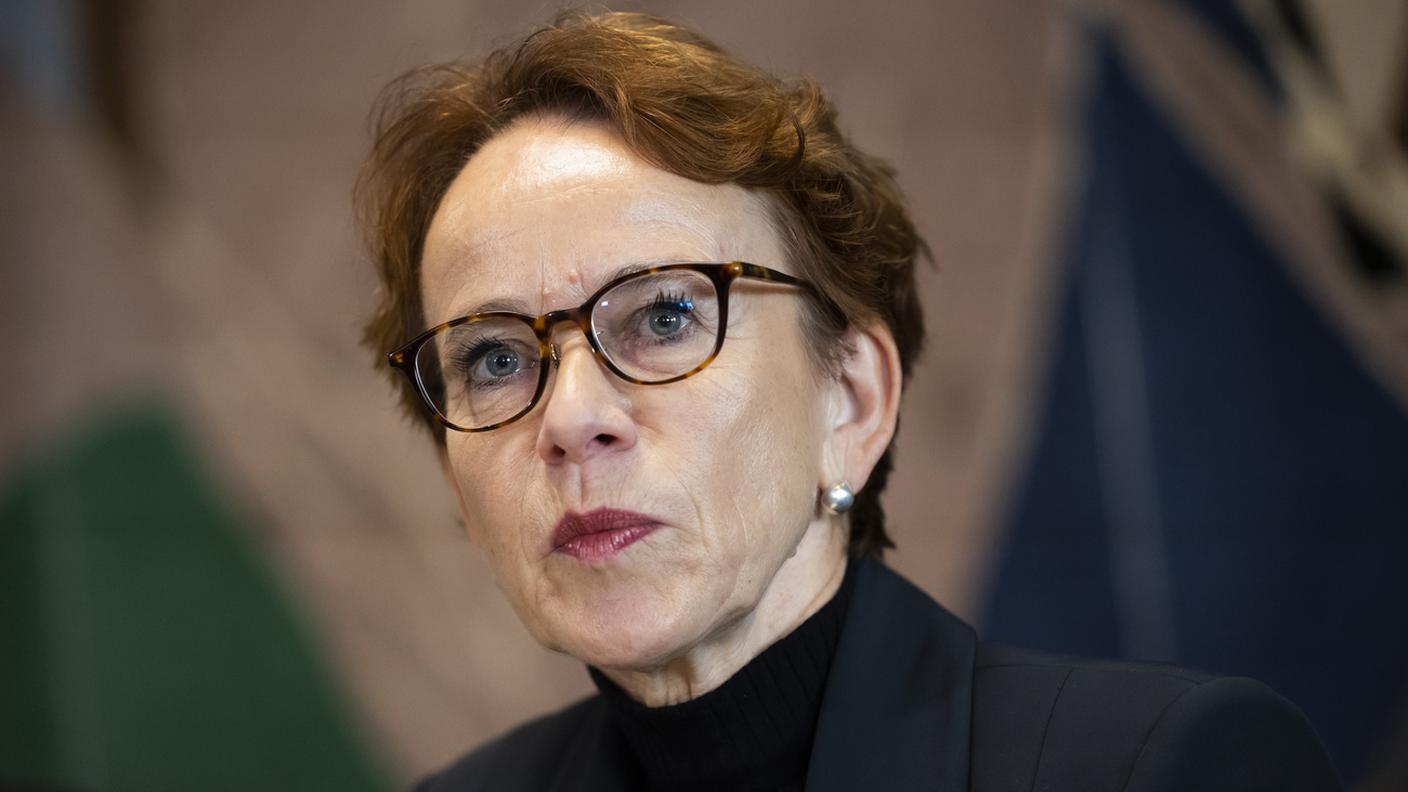 La consigliera agli Stati PS Eva Herzog replica al collega di partito Daniel Jositsch