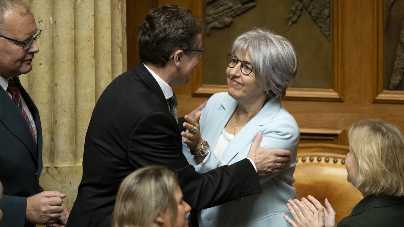Elisabeth Baume-Schneider, neo eletta in Consiglio federale insieme a Albert Rösti.