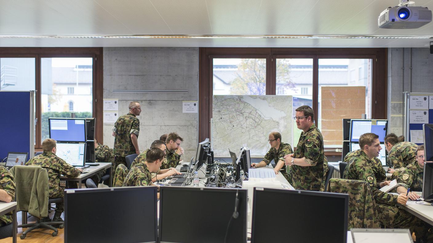 Tre rapporti mettono in luce problemi di rinnovamento delle strutture: quelle militari e quelle civili, per un totale di quasi 20'000 postazioni di lavoro