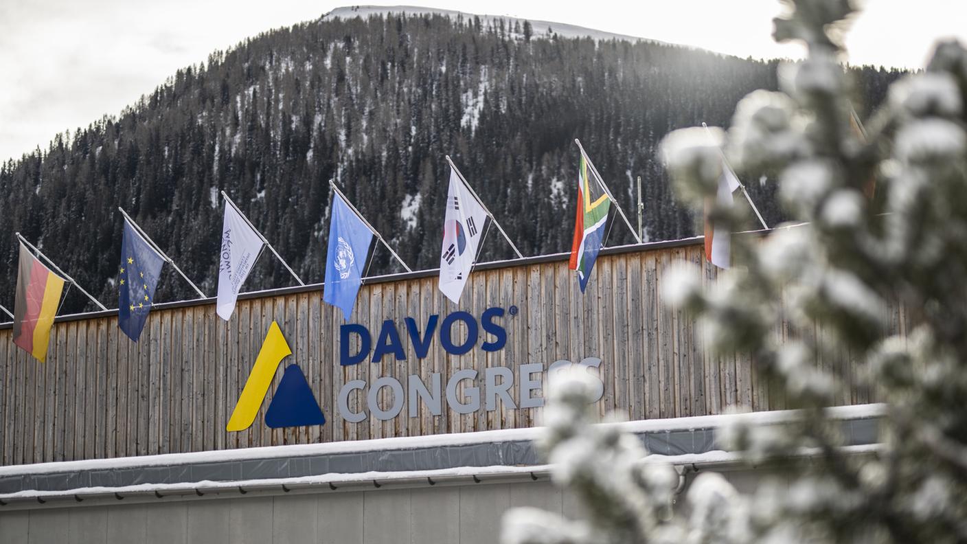Non tutto ciò che conta avviene all'interno del centro congressi di Davos.