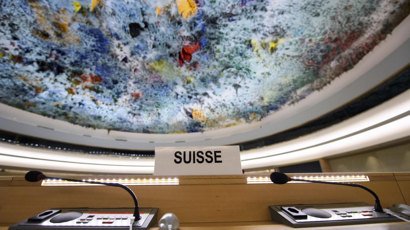 Aumentano le pressioni straniere sulla Svizzera e il DFAE ha confermato l'esistenza delle lettere