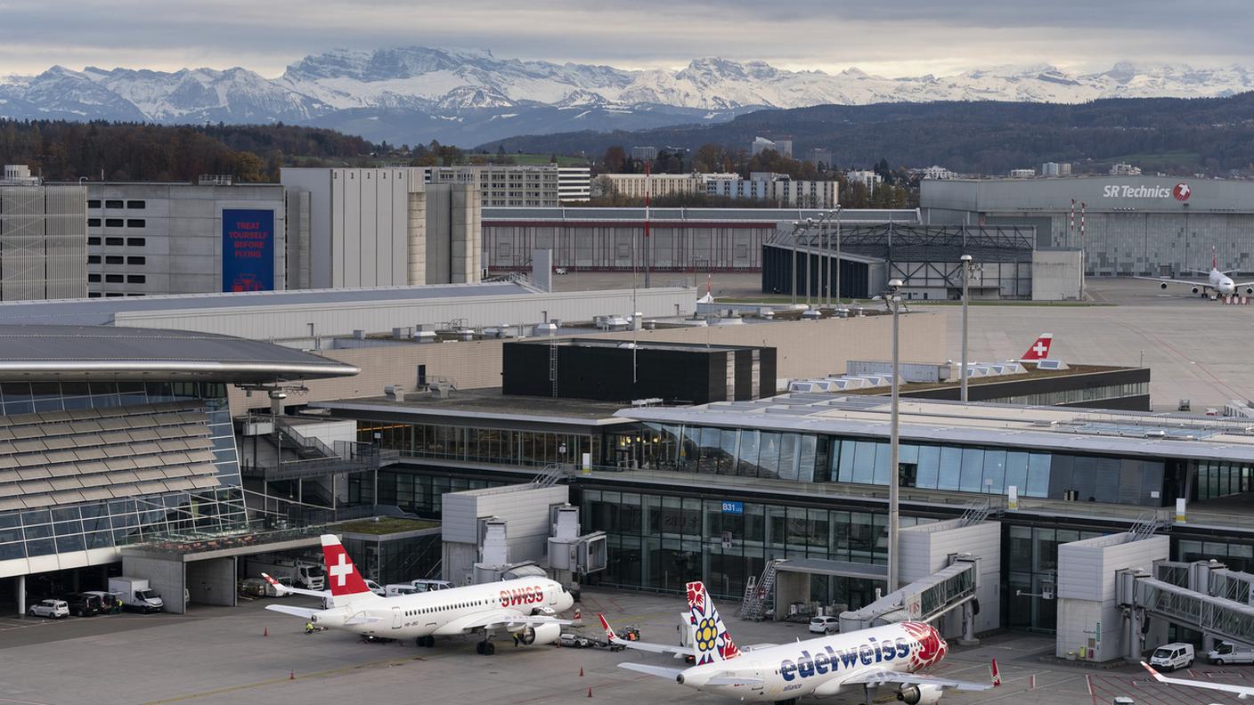 Voli cancellati anche allo scalo di Zurigo-Kloten